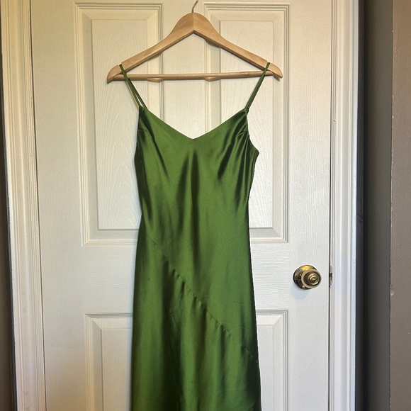 Oak + Fort Satin V-Neck Midi dress - Picture 1 of 5
